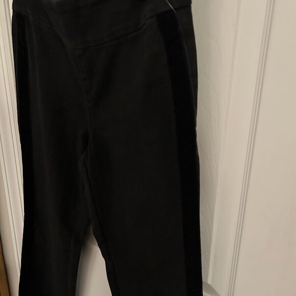 Black Denim Slim Leg Cambridge Jeans - Picture 3 of 4